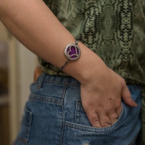 [OUTLET] BRACELETE DIFUSOR PESSOAL - CORAÇÃO COM STRASS | PRONTA ENTREGA| - Imagem 2