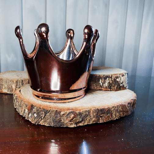 Peça Decorativa CROWN em Cerâmica